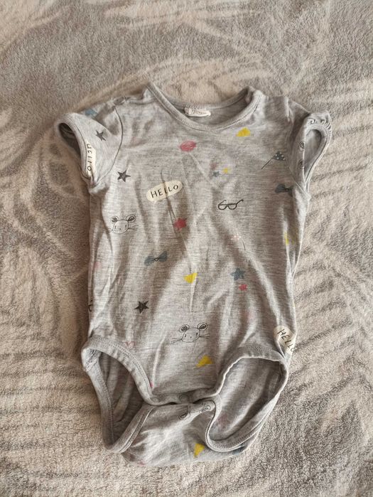 body H&M 68 (4-6 mies)