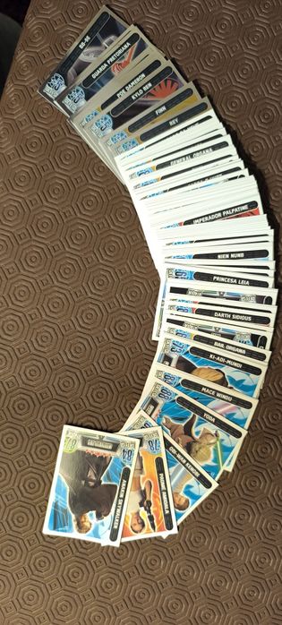 Coleção completa 100 cromos Star Wars