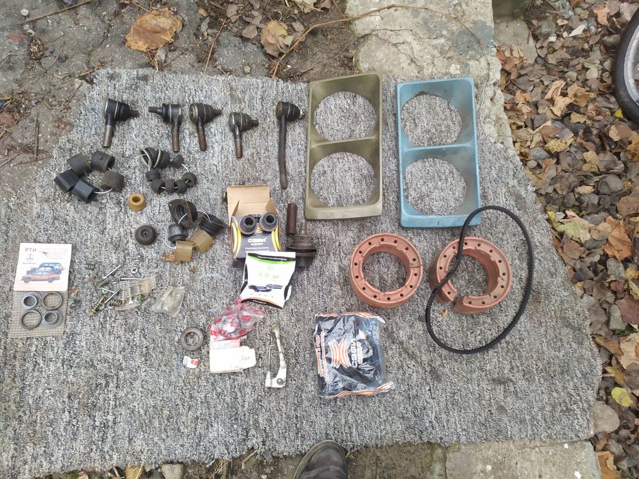 Запчастини Ваз 2106 .одним слотом.Нові.