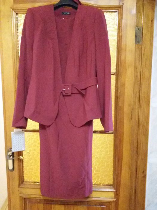 Стильный женский костюм р 54 торговой марки "Джей Эль" ,J&L