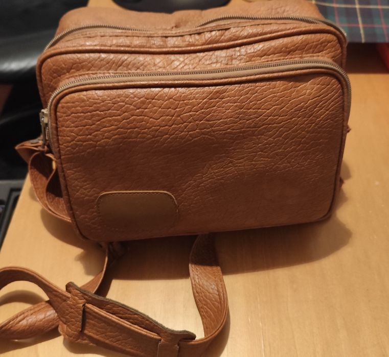 Máquina fotográfica Canon EOS 1000F N