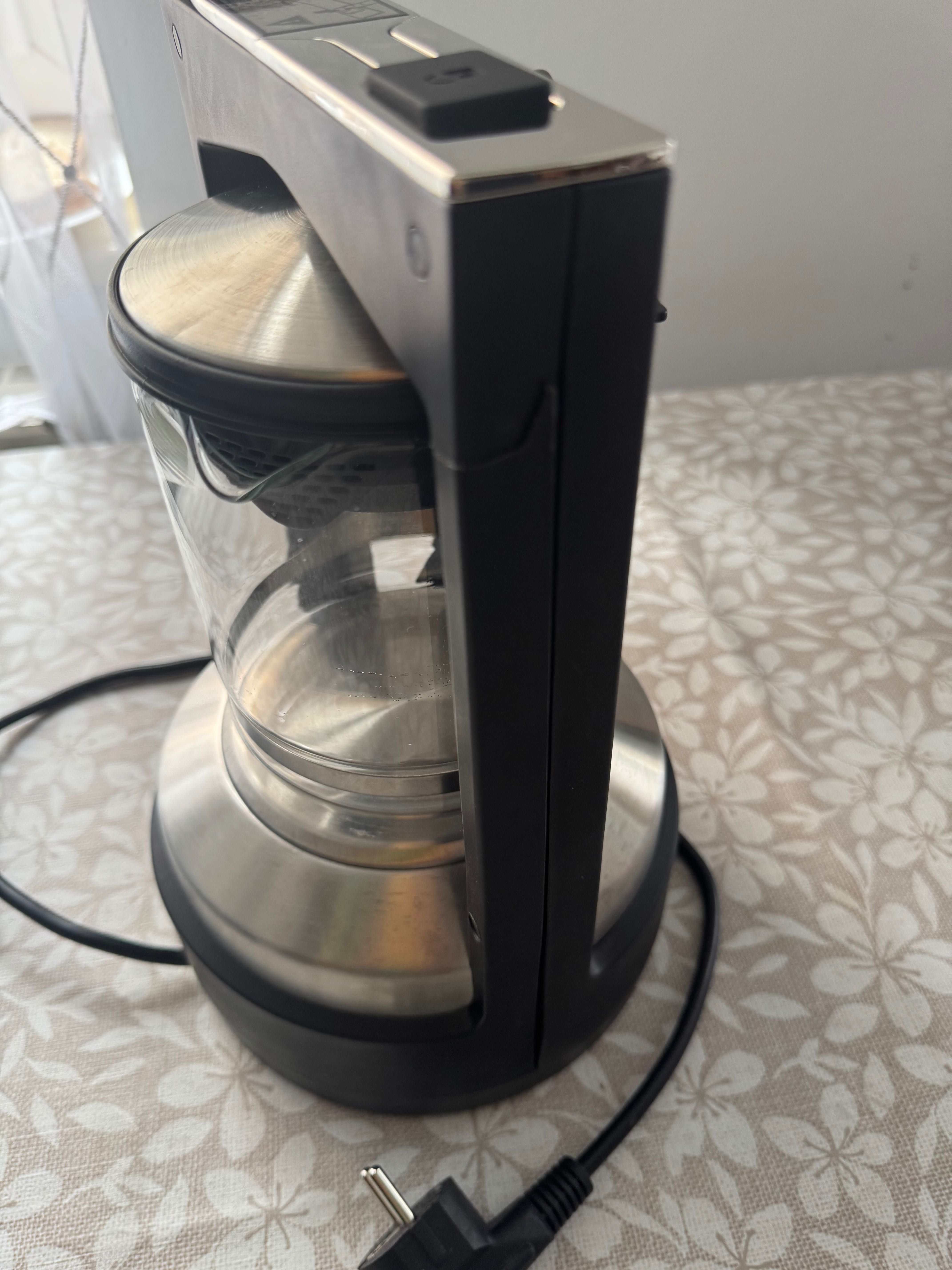 Ekspres przelewowy Krups Km 4689 1.25 l czarny