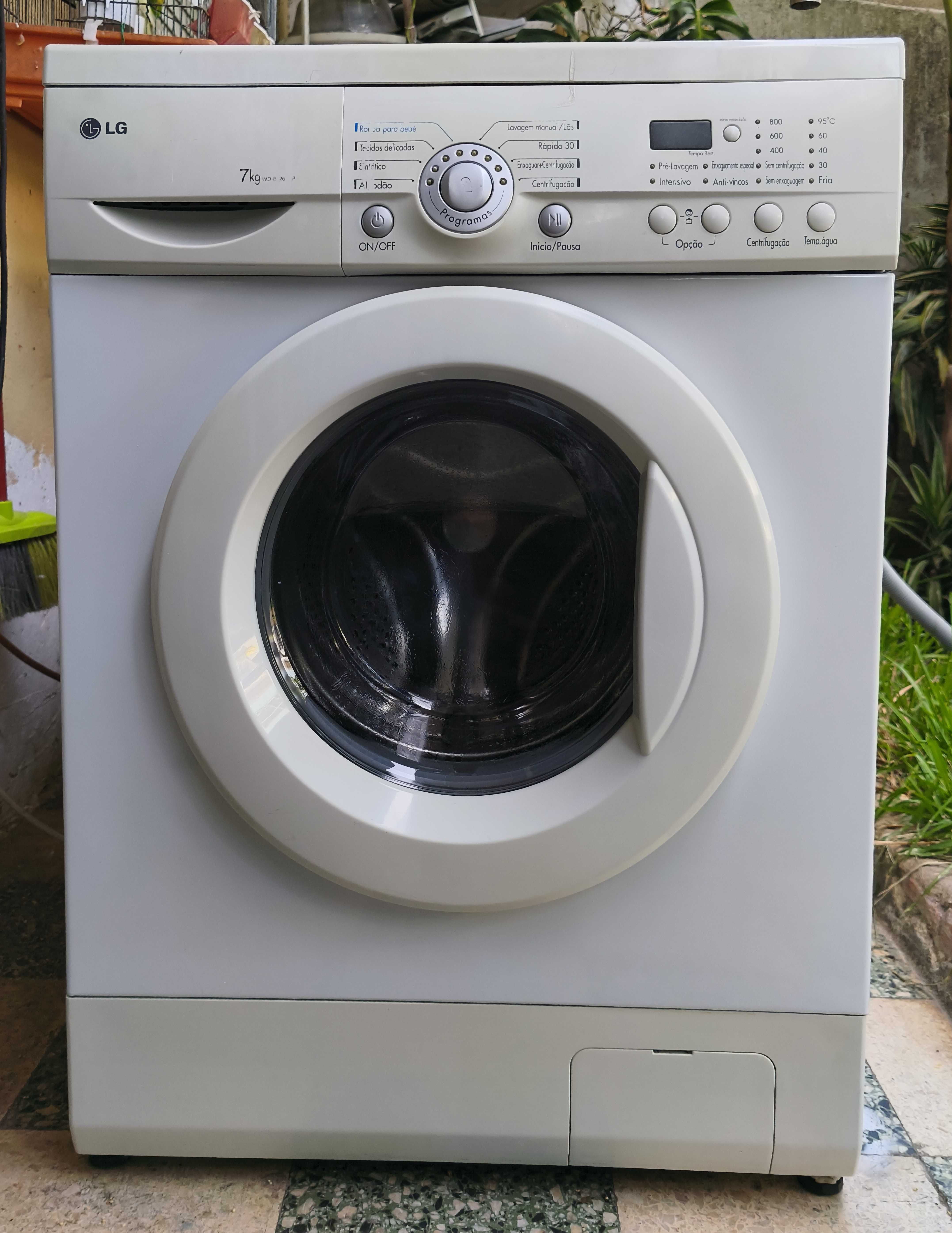 Máquina de Lavar Roupa LG 7 kg  (entrega)