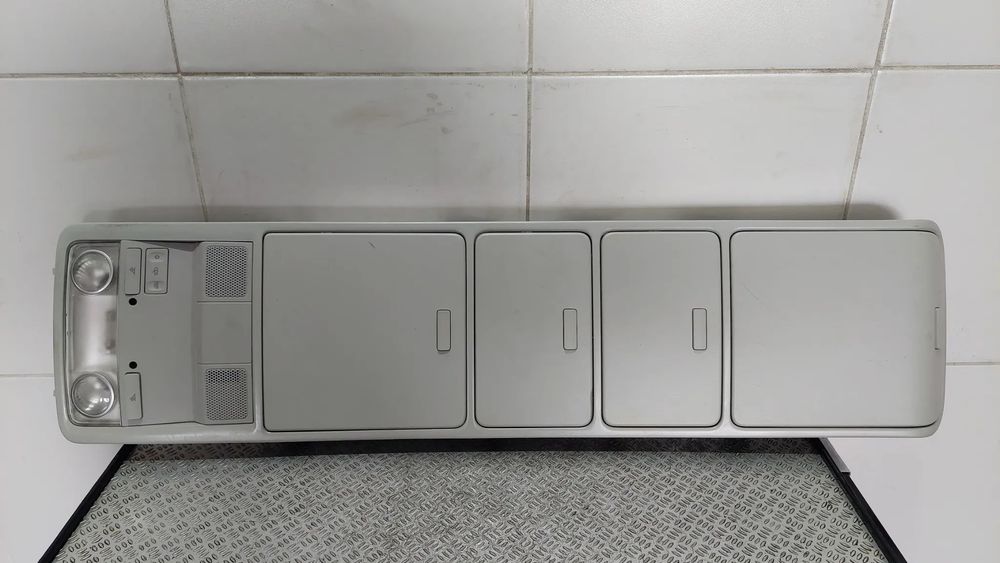 LAMPKA OŚWIETLENIE WNĘTRZA TUNEL SUFITOWY SCHOWKI VW GOLF V PLUS R2005