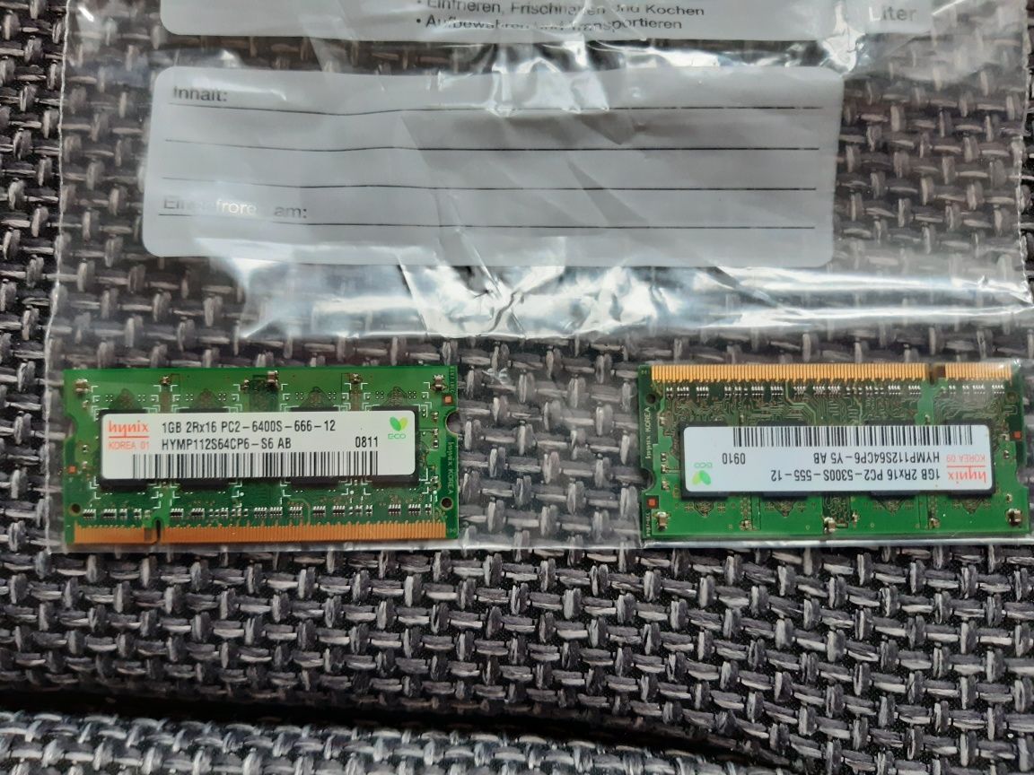 Pamięć/ Kości RAM DDR 2GB 2x1 GB 666 MHZ 555 MHZ
