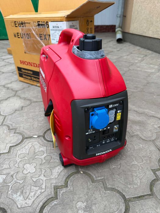 Генератор бензиновий інверторний Honda EU10i