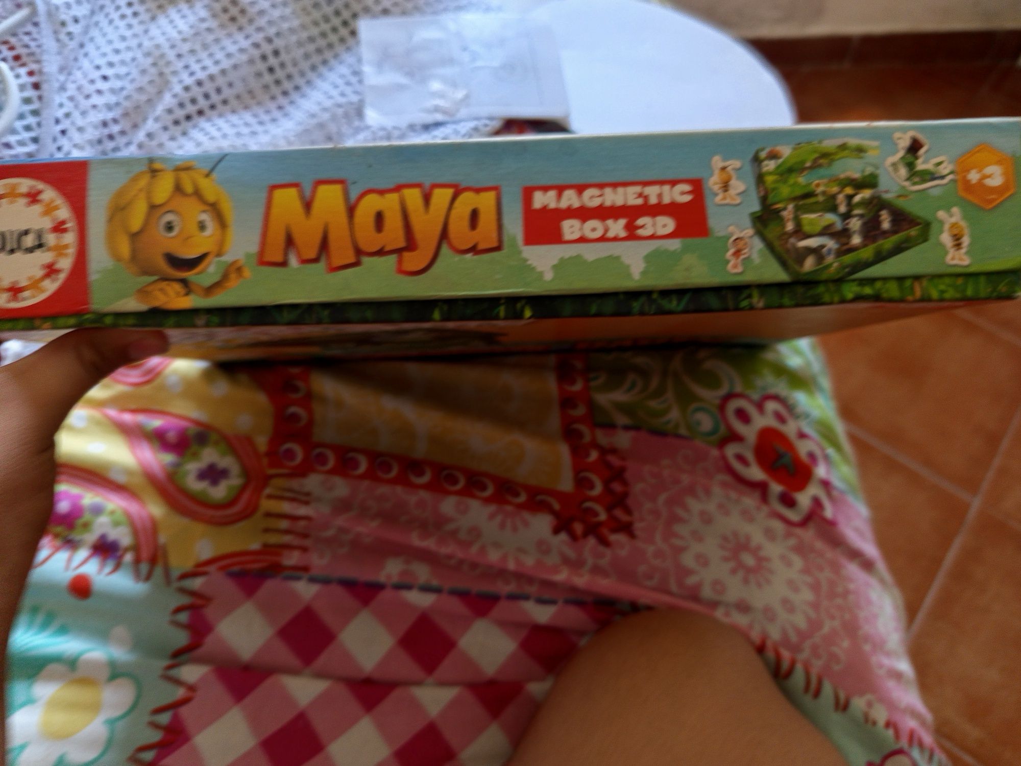 Jogo infantil,com com ímanes