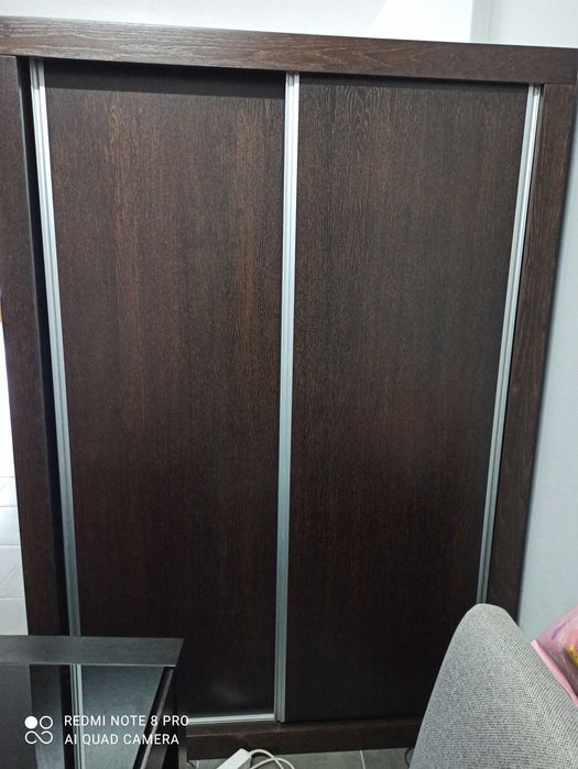 Roupeiro em madeira portas de correr 1,40 ×1, 95×0, 60