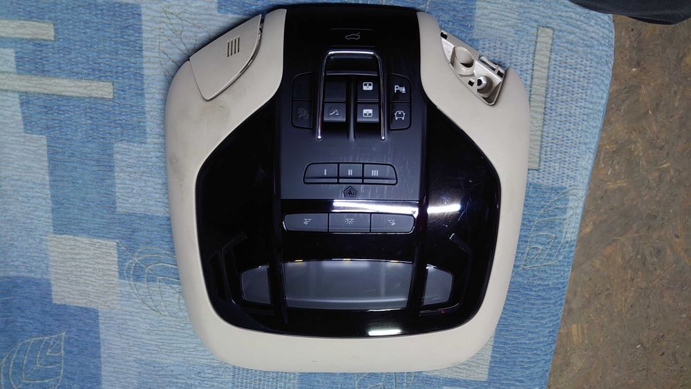 Лампа подсветка салона  кнопки люка MASERATI GHIBLI