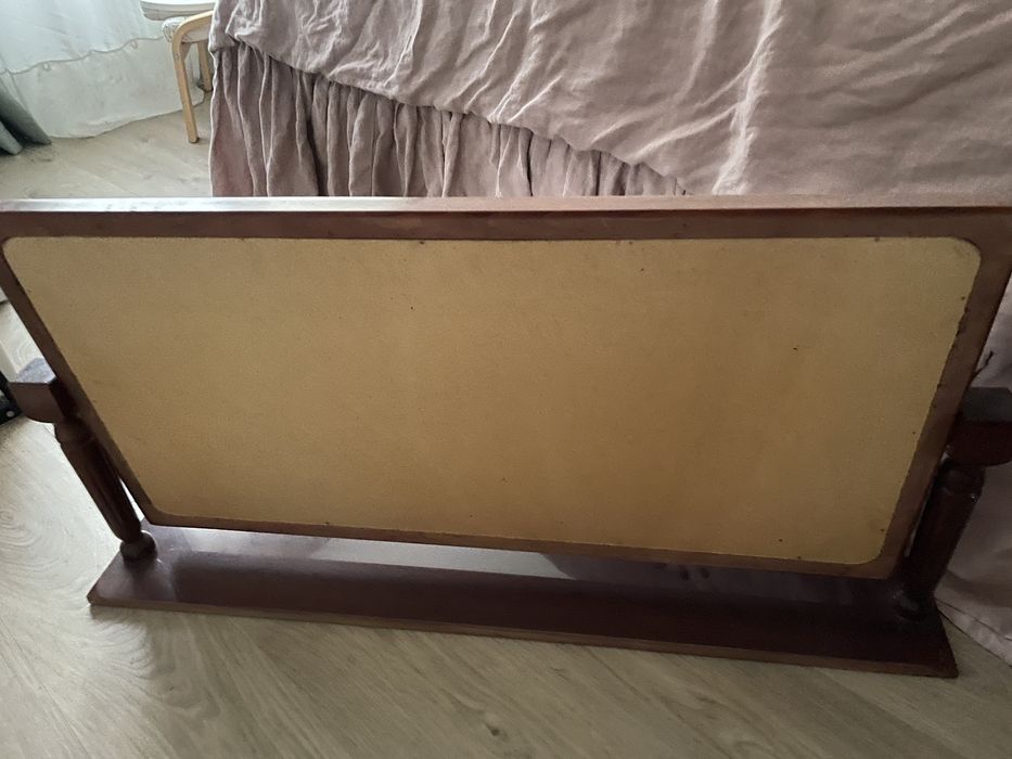 Дзеркало настільне