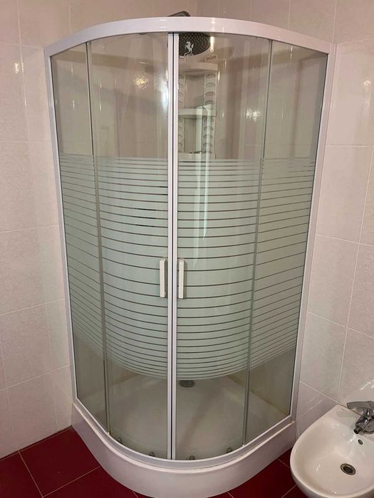 Душевая кабинка б/у