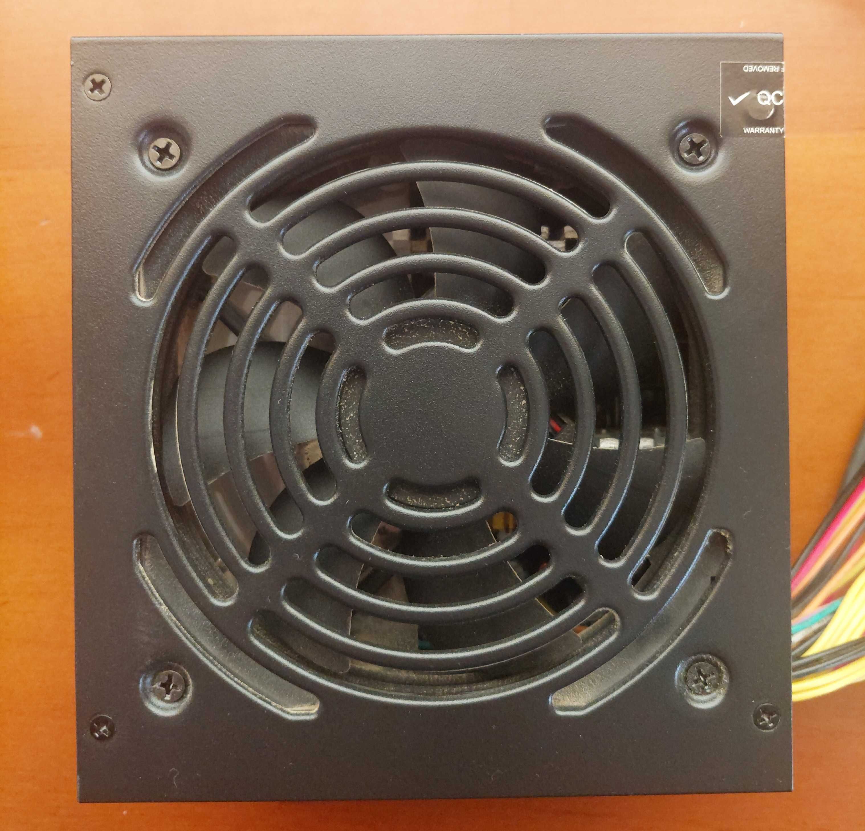 Блок питания к компьютеру AEROCOOL VX 550W [ватт]