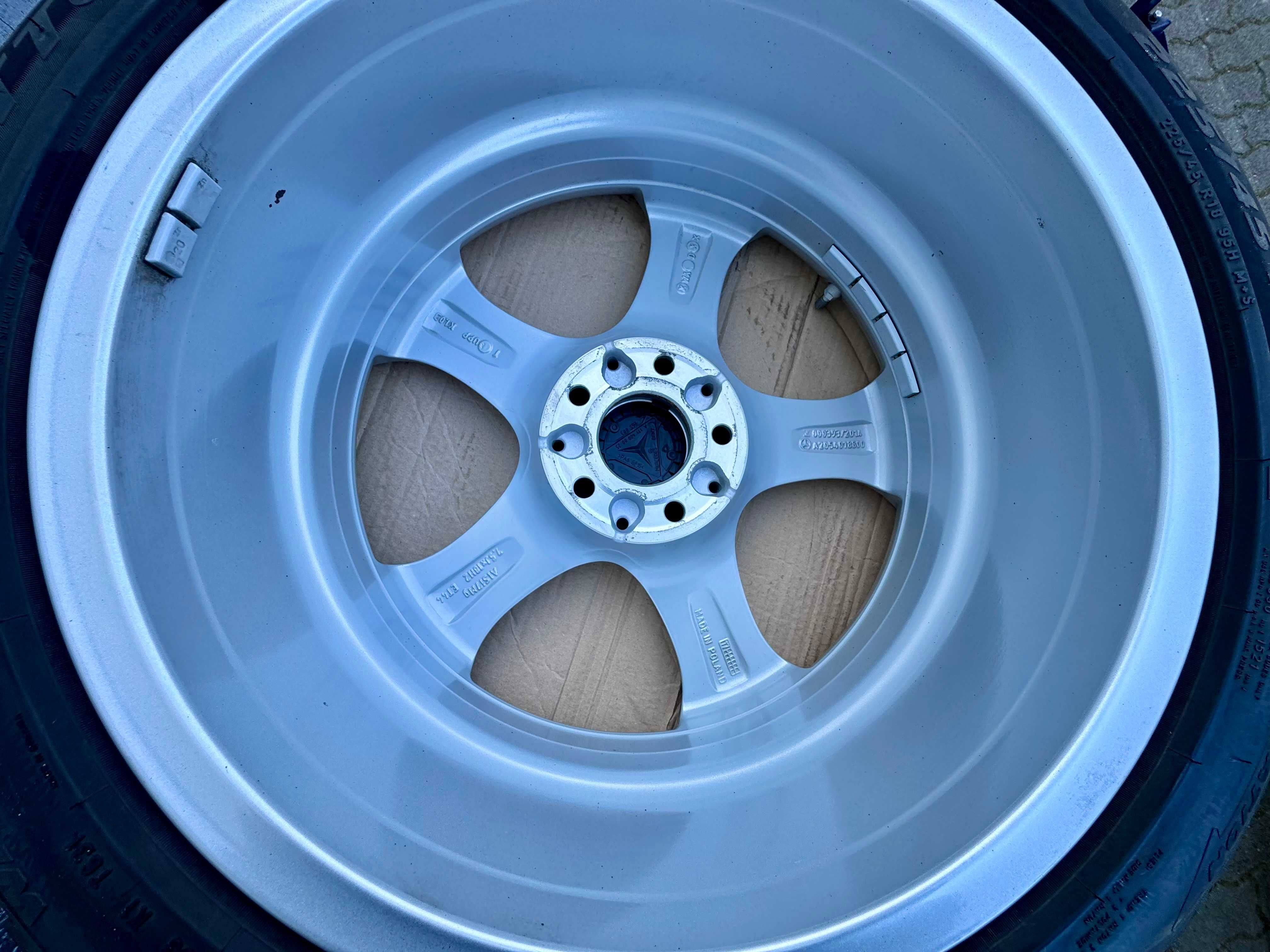 Alufelgi Mercedes C Klasa W205 S205 Oryginalne 18 Zimowe Czujniki TPMS