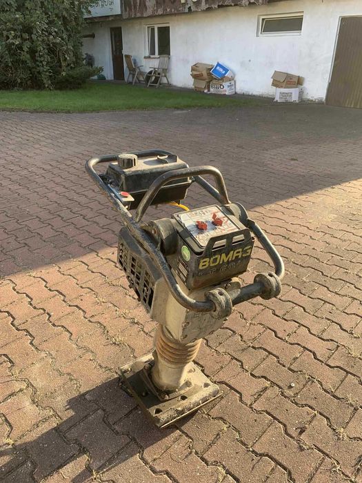Zagęszczarka koczek BOMAG BT 60/4