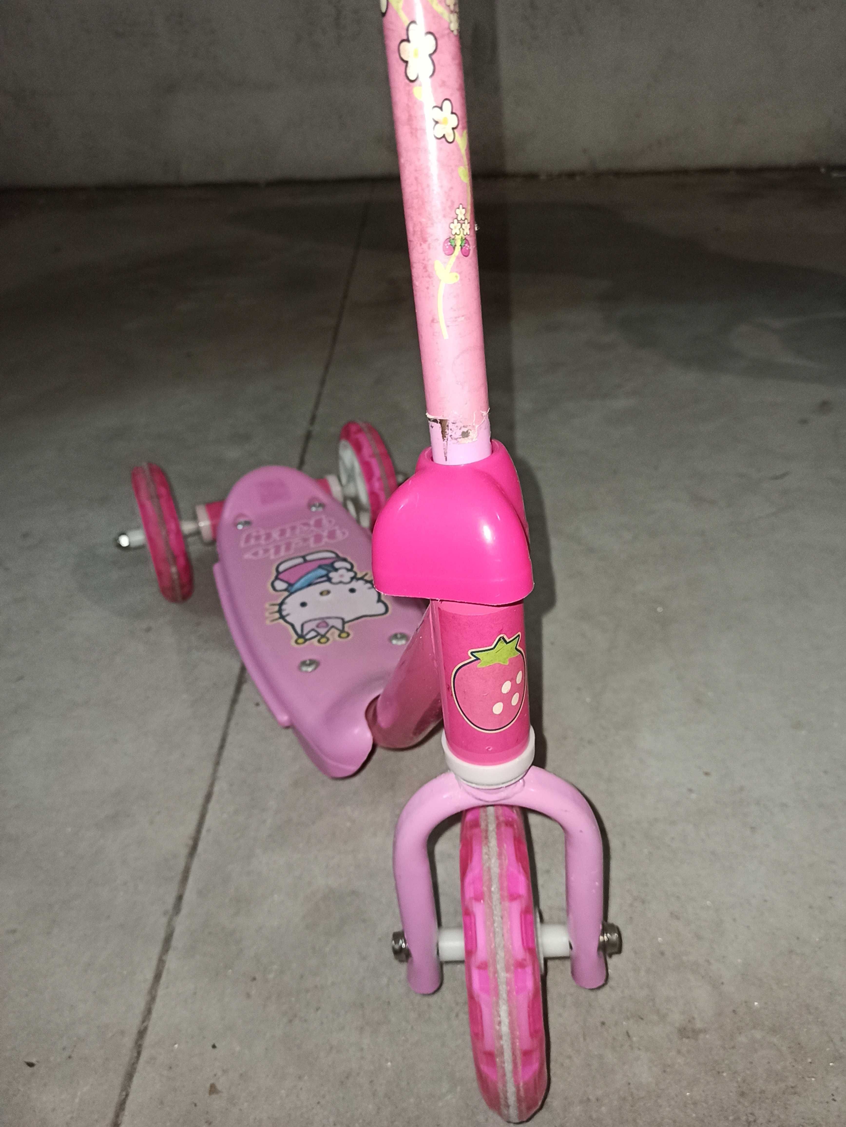 Trotinete hello Kitty
