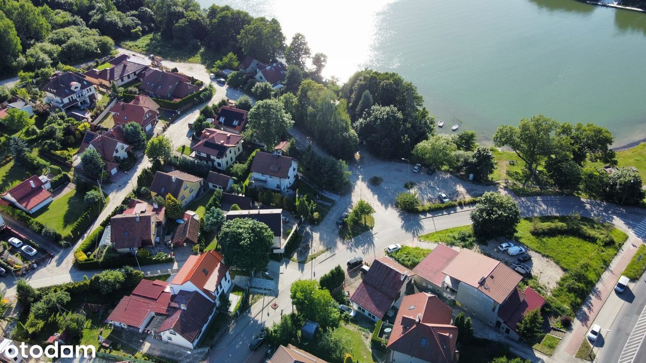 Dom w zabudowie bliźniaczej nad jeziorem Ukiel, Olsztyn