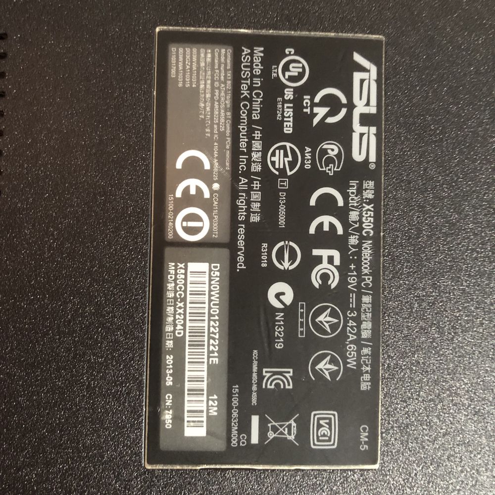 Ноутбук Asus x550c i3-3217U, DDR3 4Gb, HDD 520 gb,GeForce GT 720M