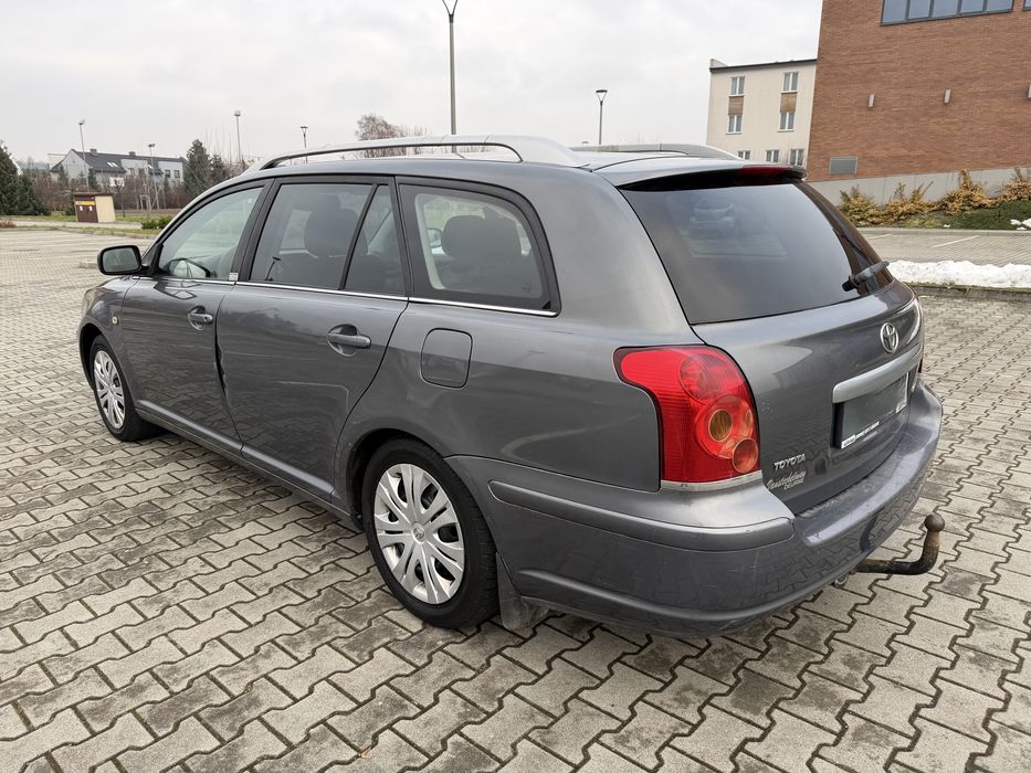 Toyota Avensis 1.8 T25