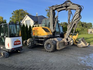 Uslugi koparka Mecalac 714, ladowarka Cat , minikoparka Bobat 1,9 T