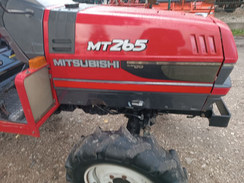 Японський мінітрактор.Трактор  Міцубісі МТ265.