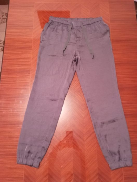 Calças Benetton Tamanho 40