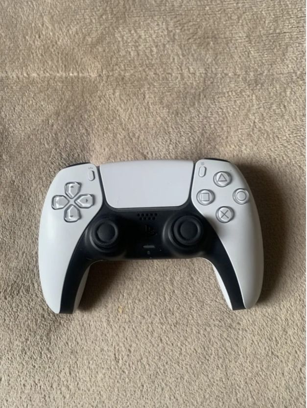 Playstation 5 com comando