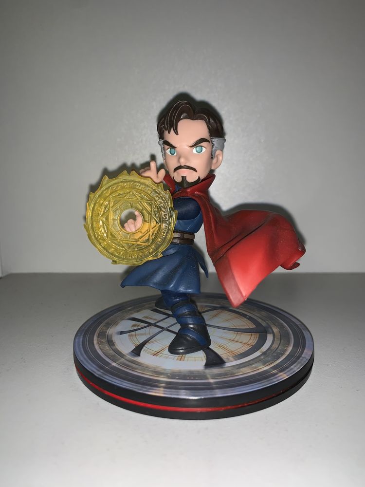 Figura Dr. Strange Marvel