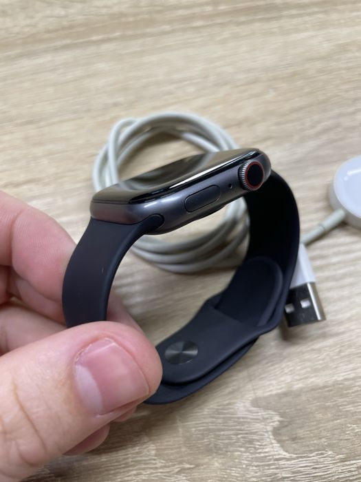 Apple Watch 4 44mm Black