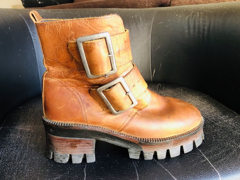 Bota de inverno em bom estado camel a castanha sao novas