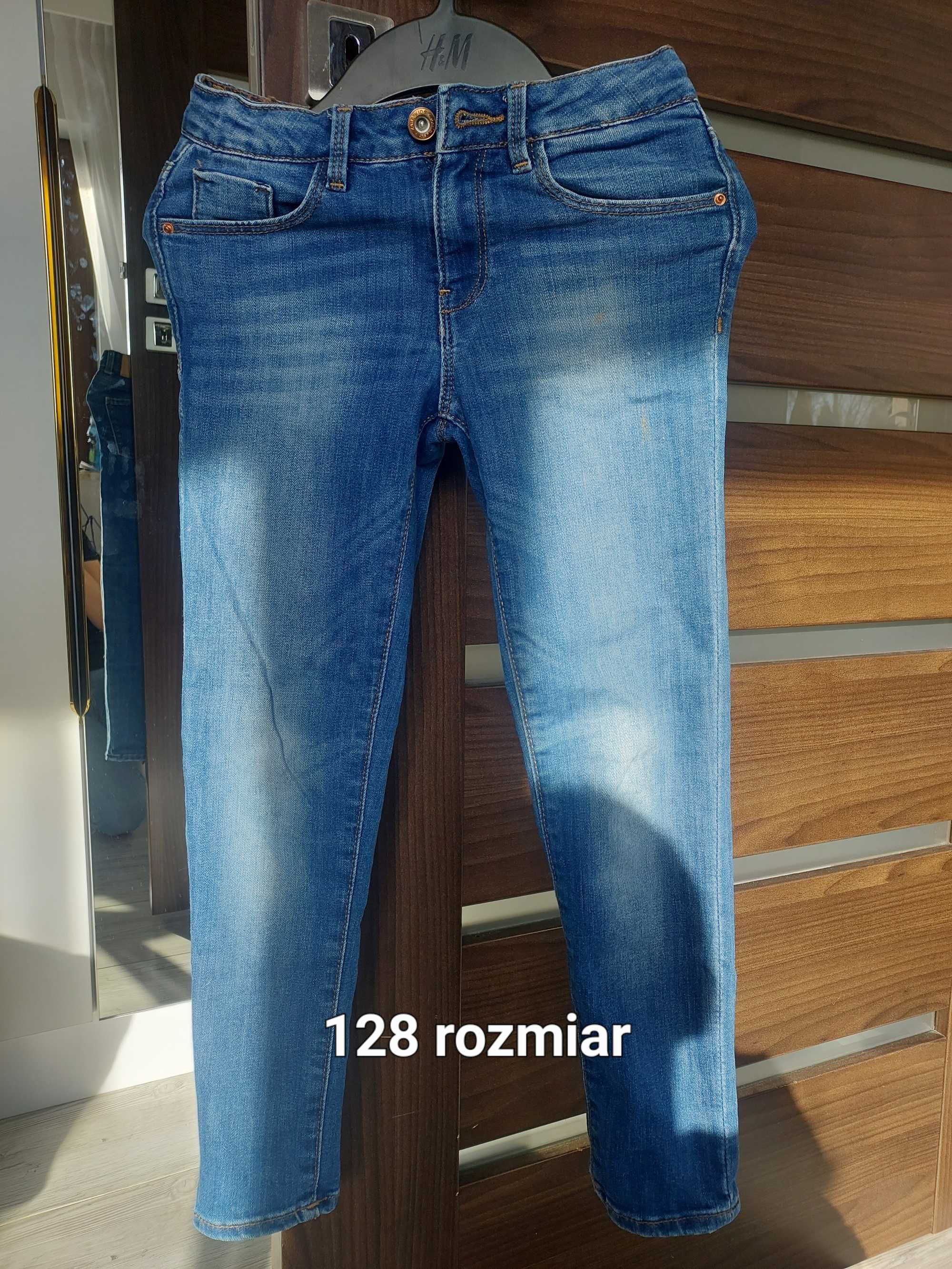 Spodnie dla dziewczynki r.128