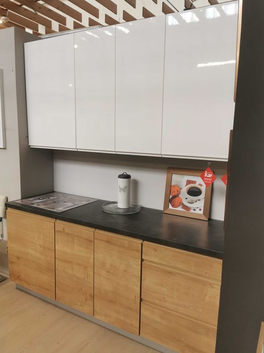 Gotowy zestaw kuchni Sole. Szerokość 2m