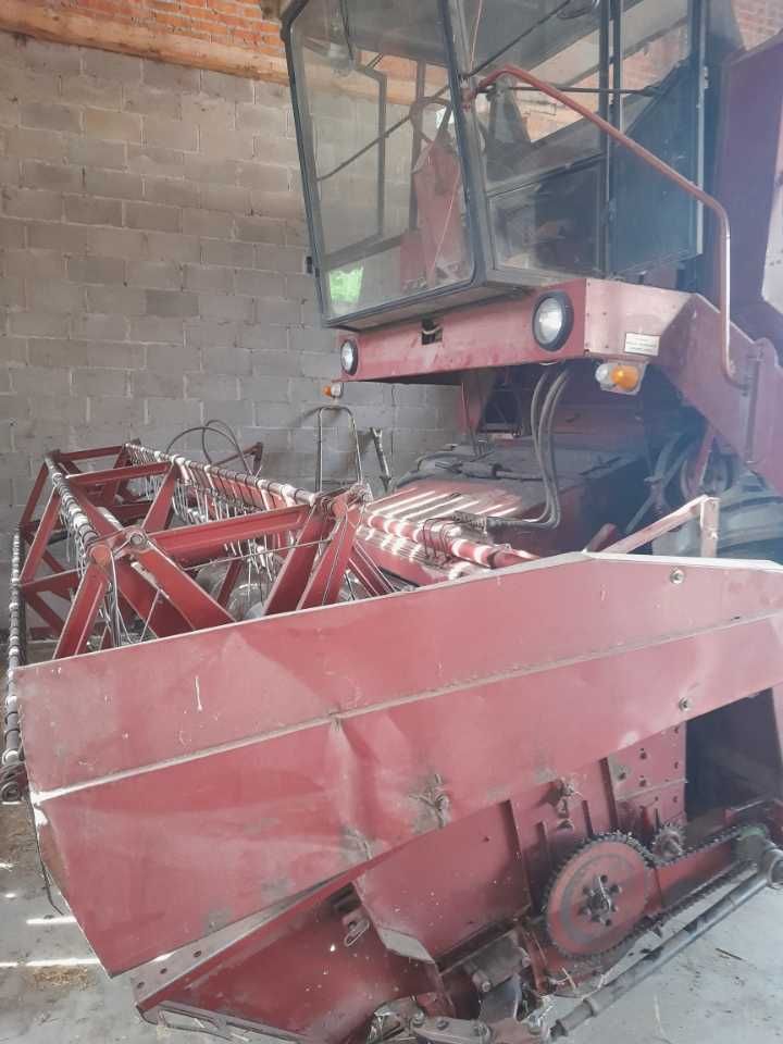 Sprzedam kombajn Bizon