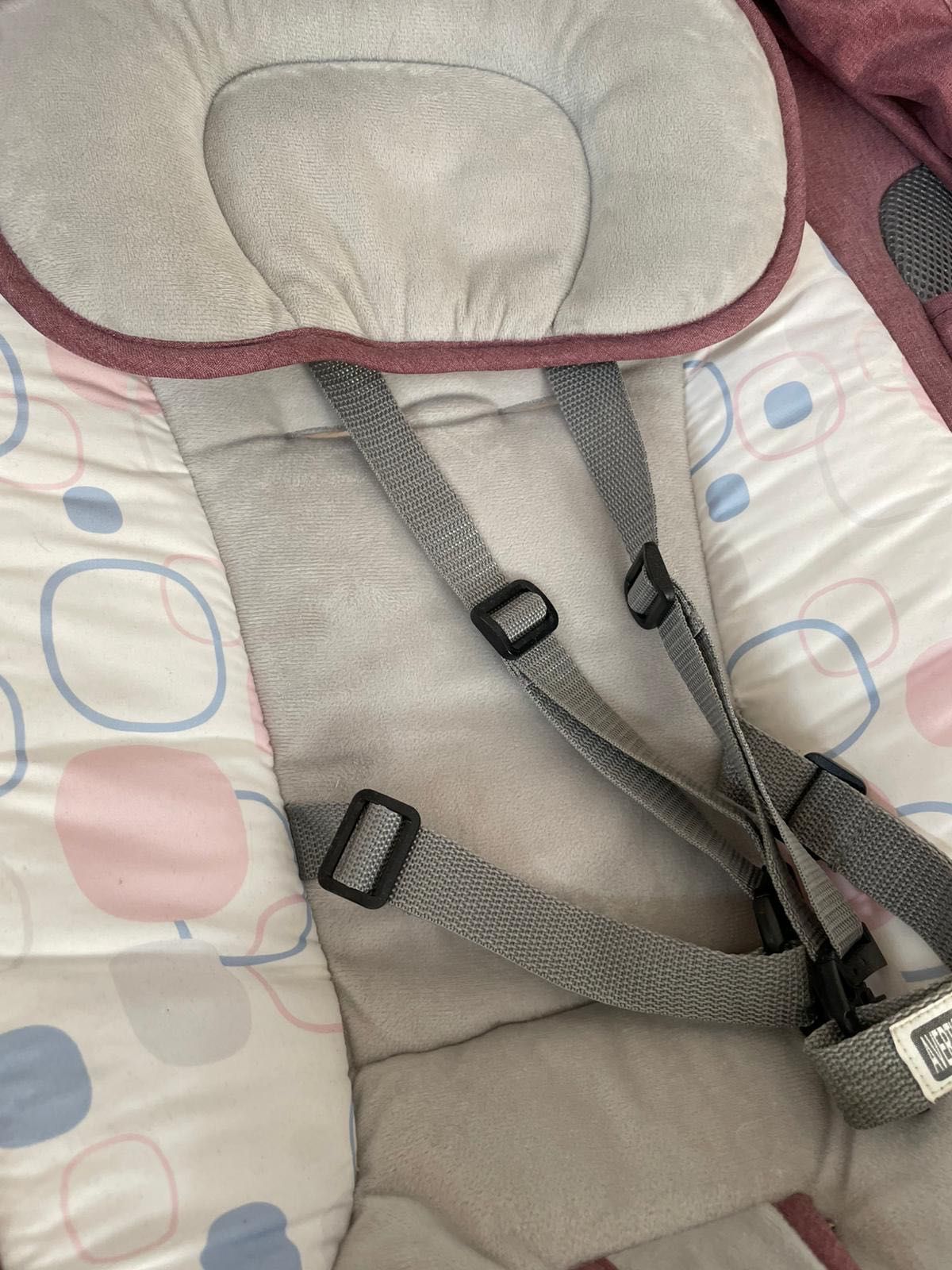 Espreguiçadeira bebê com sons