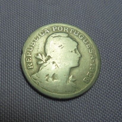 Moeda de Portugal 50 centavos 1928