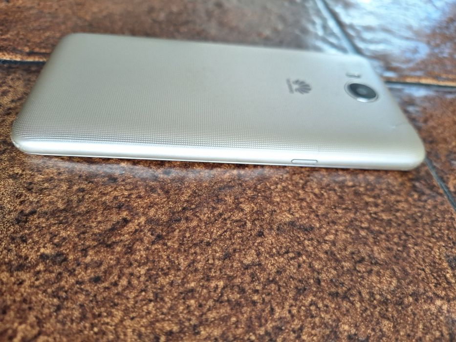 Telefon komórkowy Huawei Y6
