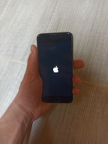 Продам iPhone 6/64 Newerlog в хорошому стані