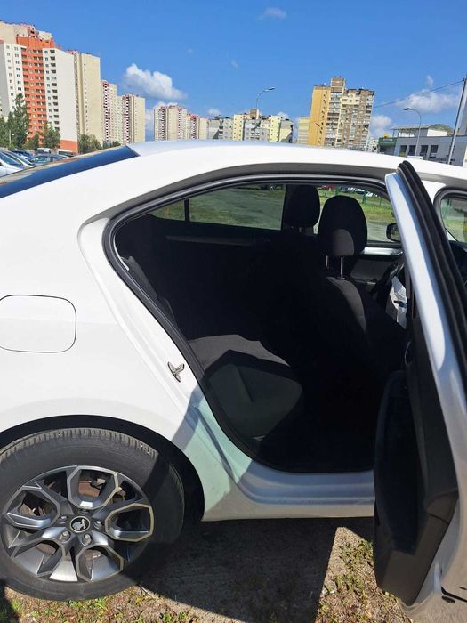 Шкода Октавія А7 в гарному стані