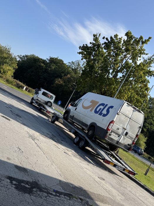 Autolaweta/ pomoc drogowa / holowanie / laweta