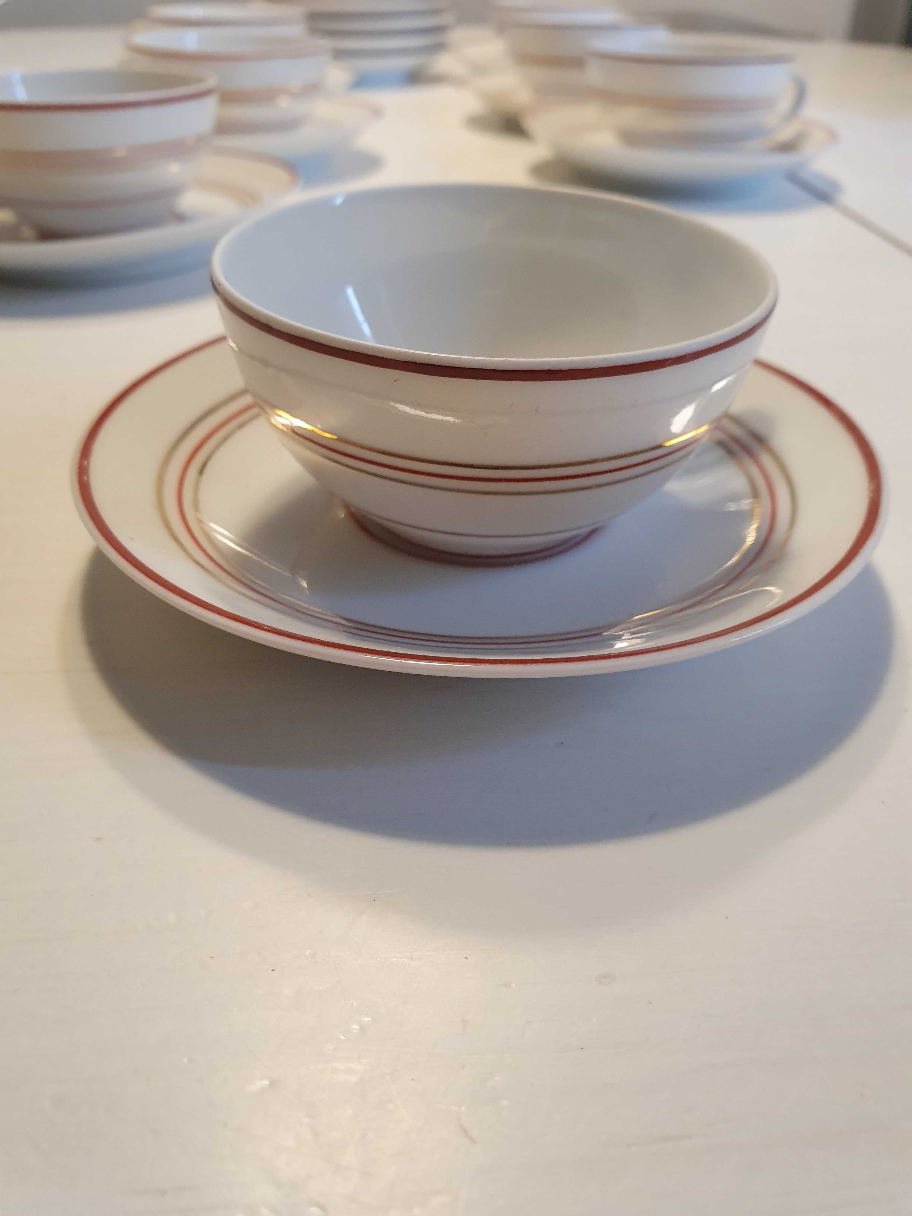 Conjunto de chavenas de café