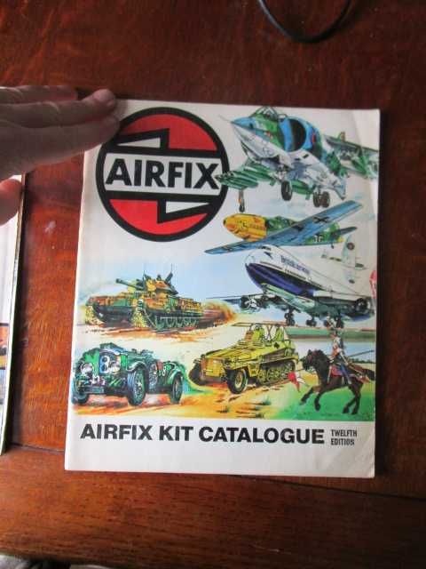 Catálogos antigos vintage airfix