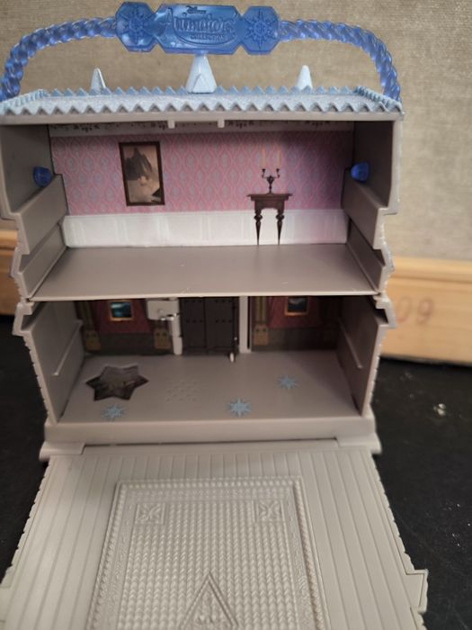 Casa da Frozen Disney sem bonecos