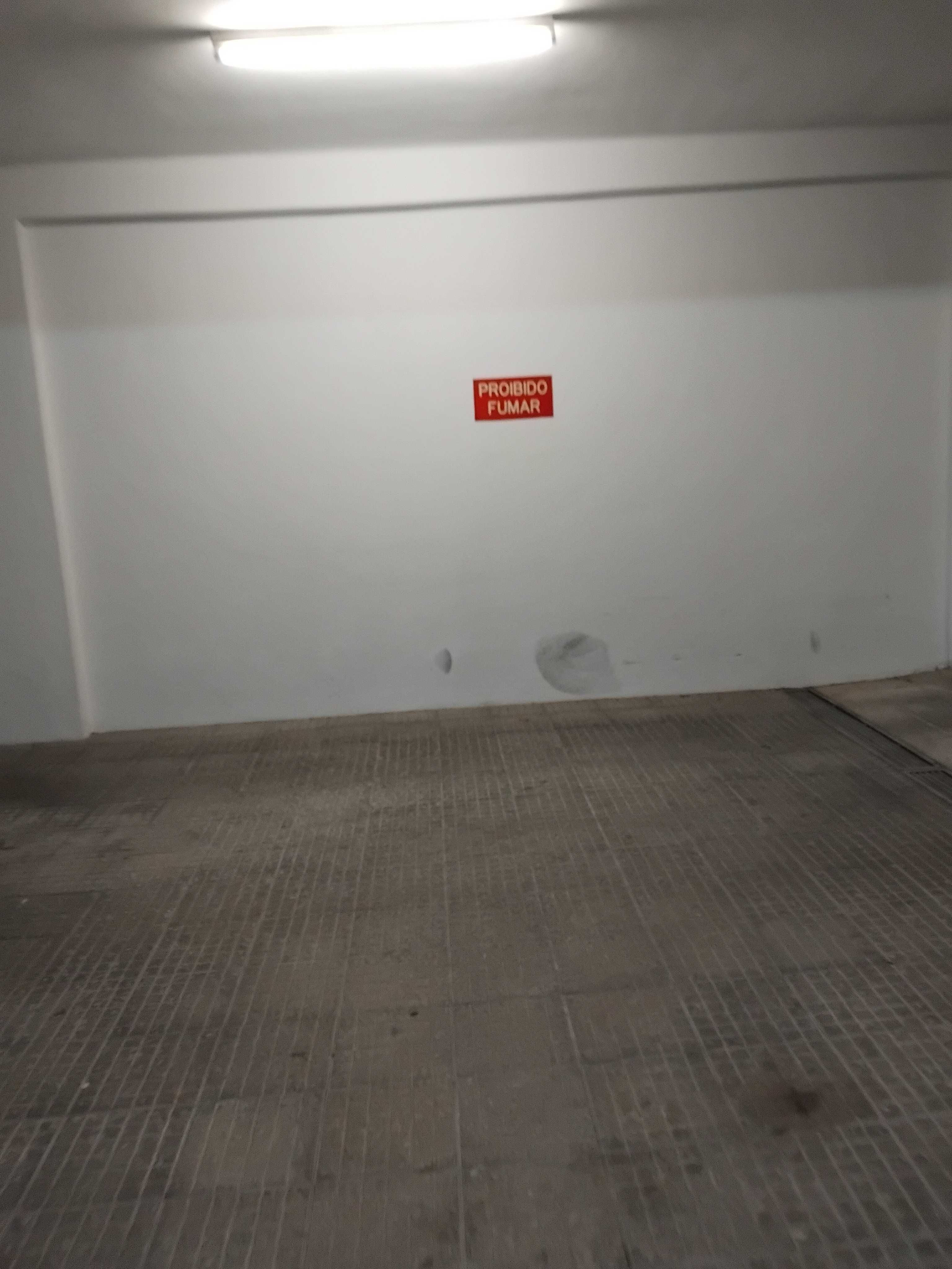 Lugar de garagem Cruz de Celas
