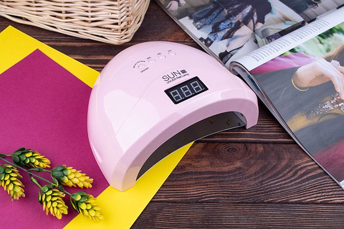 Розпродаж все для манікюра