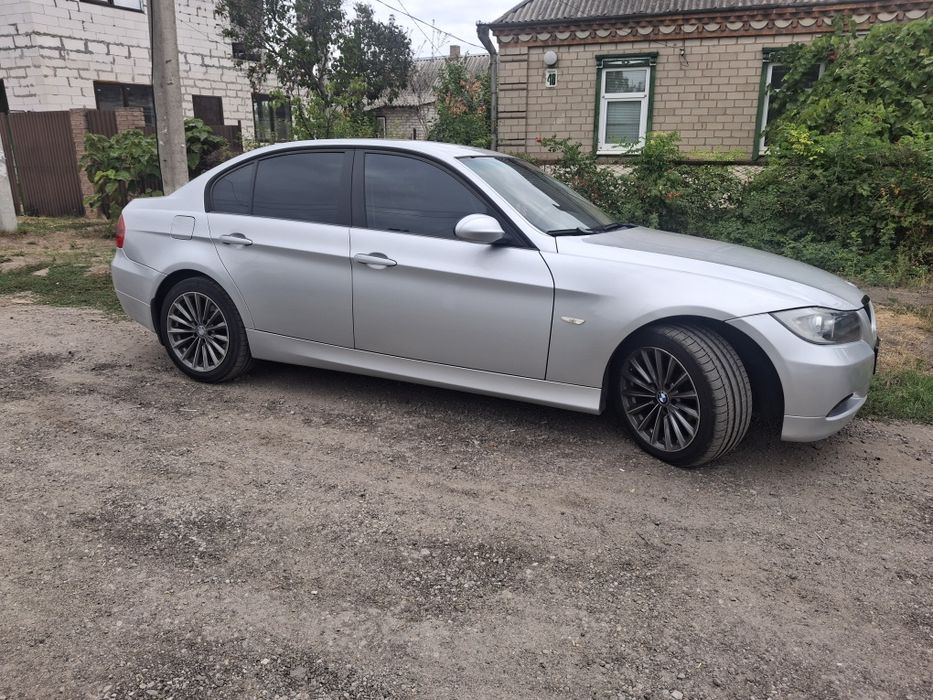 BMW E90 2.0 газ/бензин