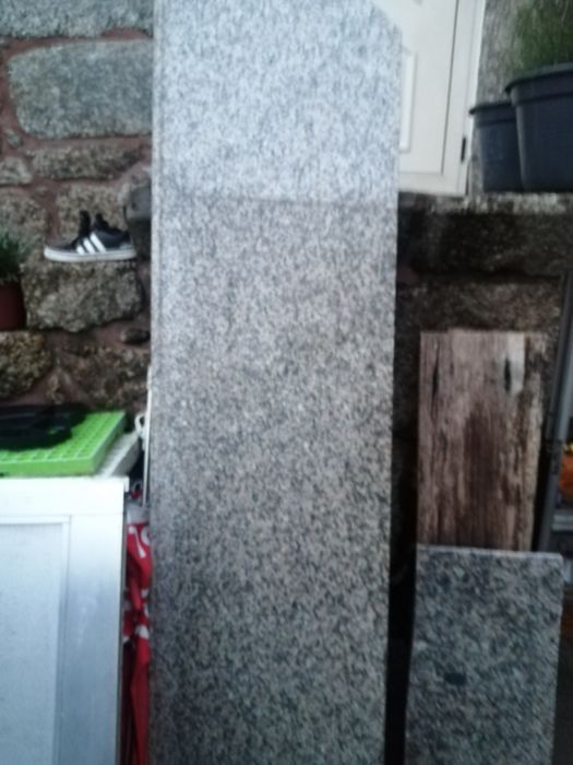 Pedra de Granito 2500 X 60 cm