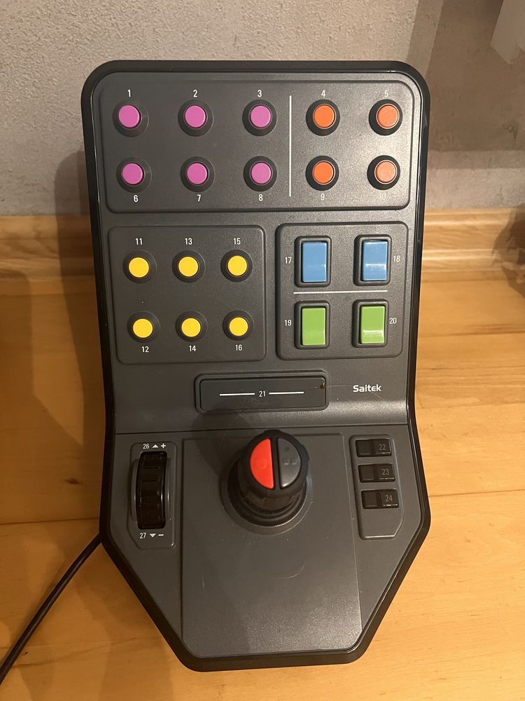 Kierownica Logitech Heavy Equipment Bundle