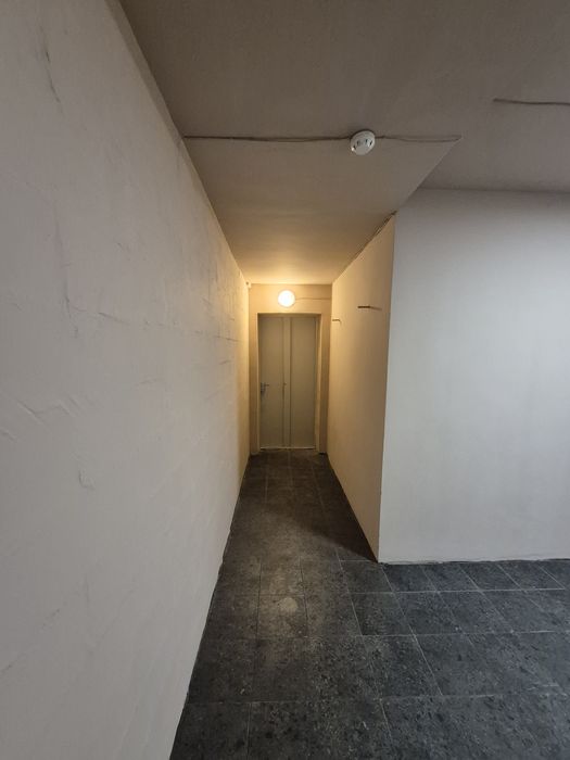 Здам комірку. Варшавський