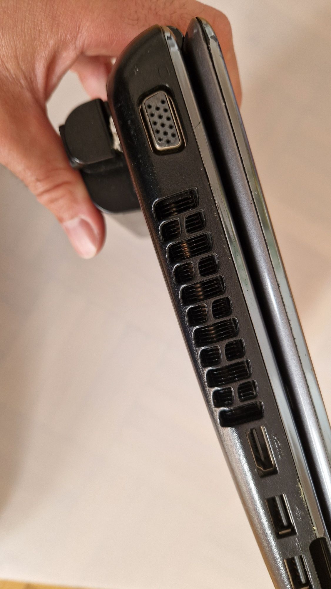 Toshiba Satellite U400-10J