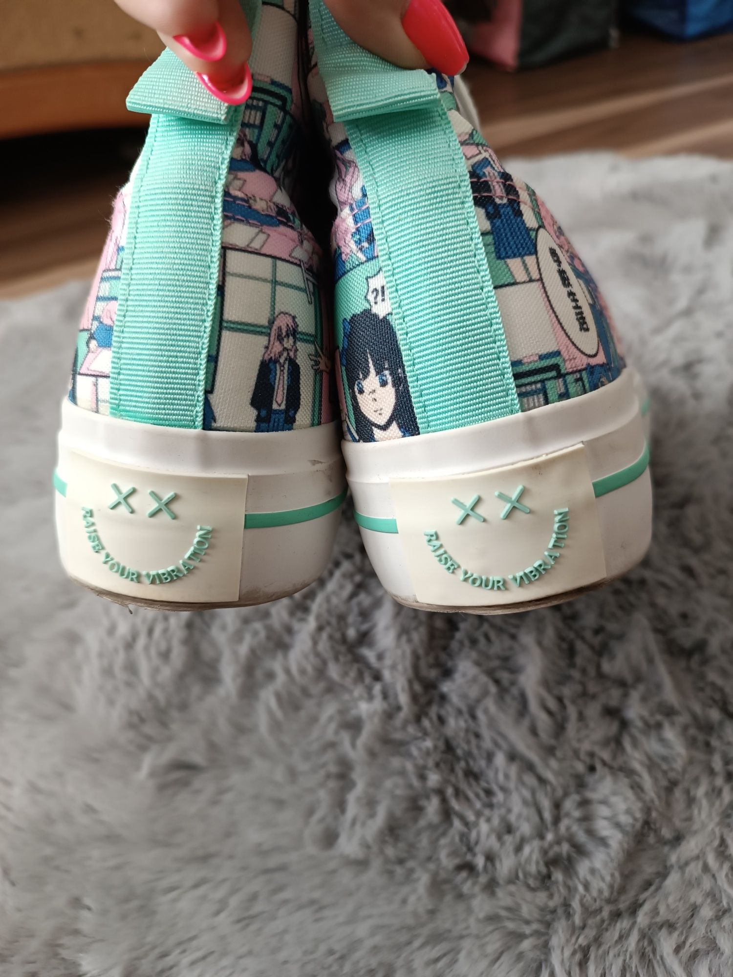 Obuwie damskie Cropp 40