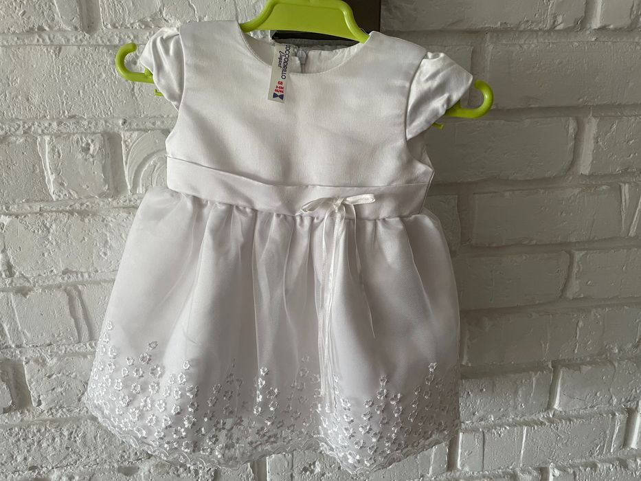 Sukienka do chrztu coccodrillo 68 plus gratisy
